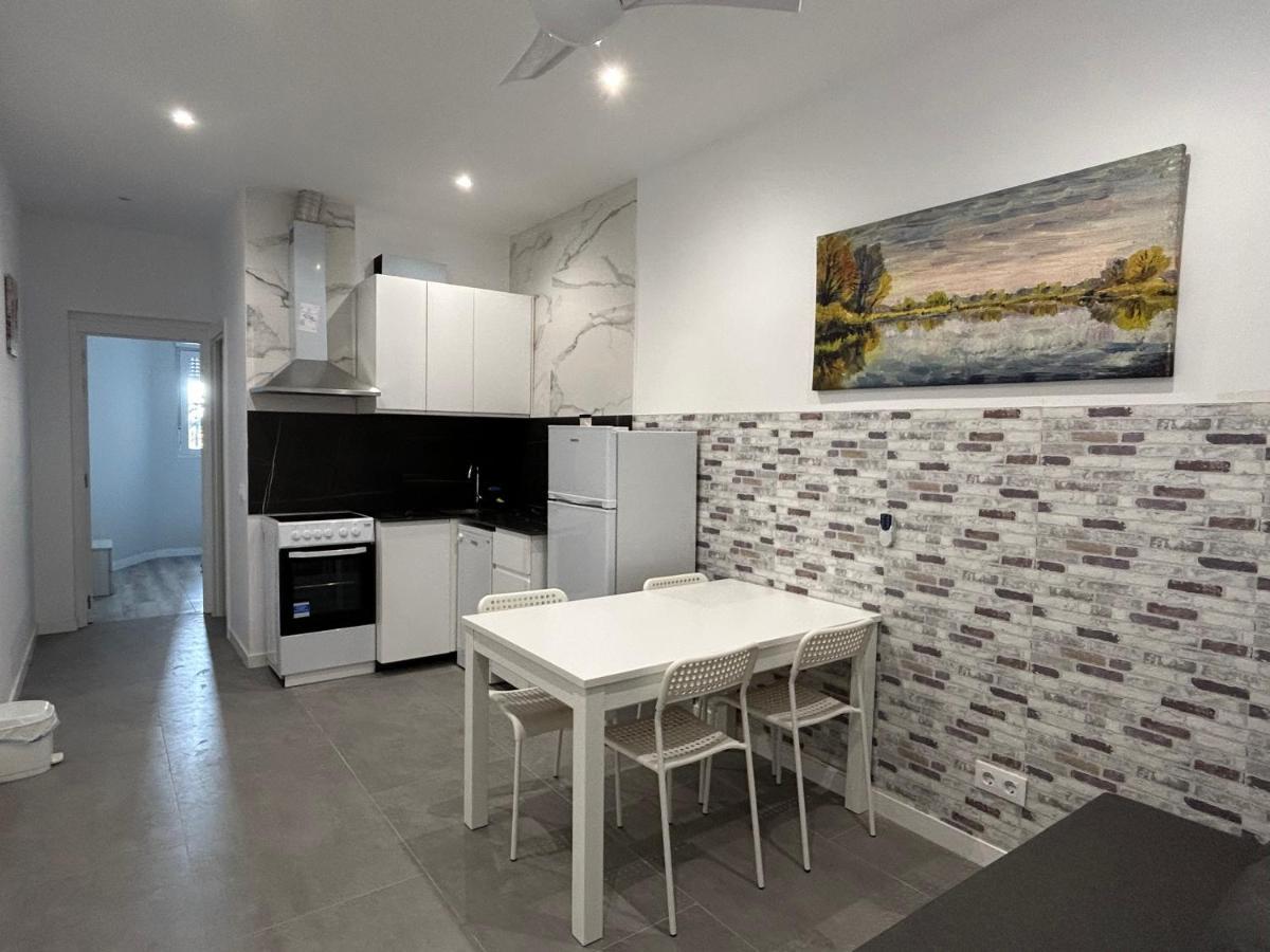 Appartement Camp Nou Nueva Casa 91 à L'Hospitalet de Llobregat Extérieur photo